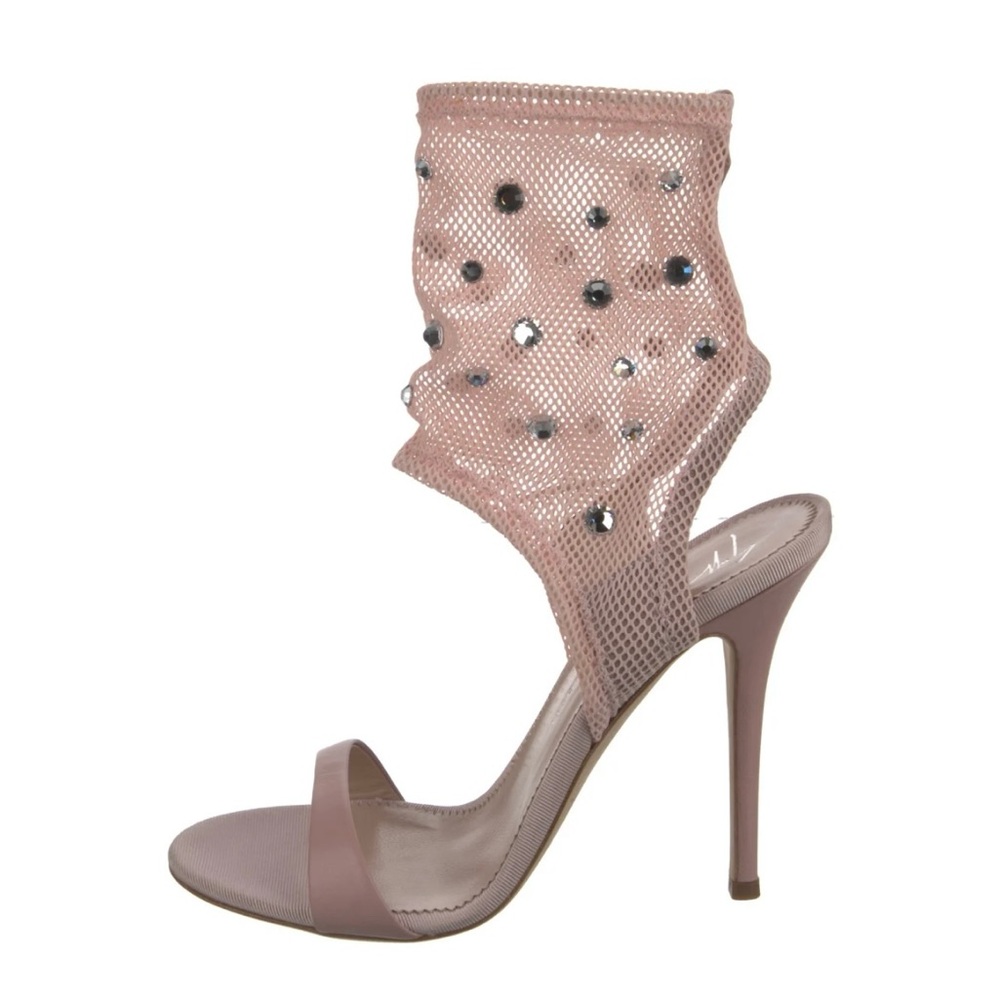Giuseppe Zanotti
Mesh Accents Gladiator Sandals
Women's Size: 6.5 | IT 36.5